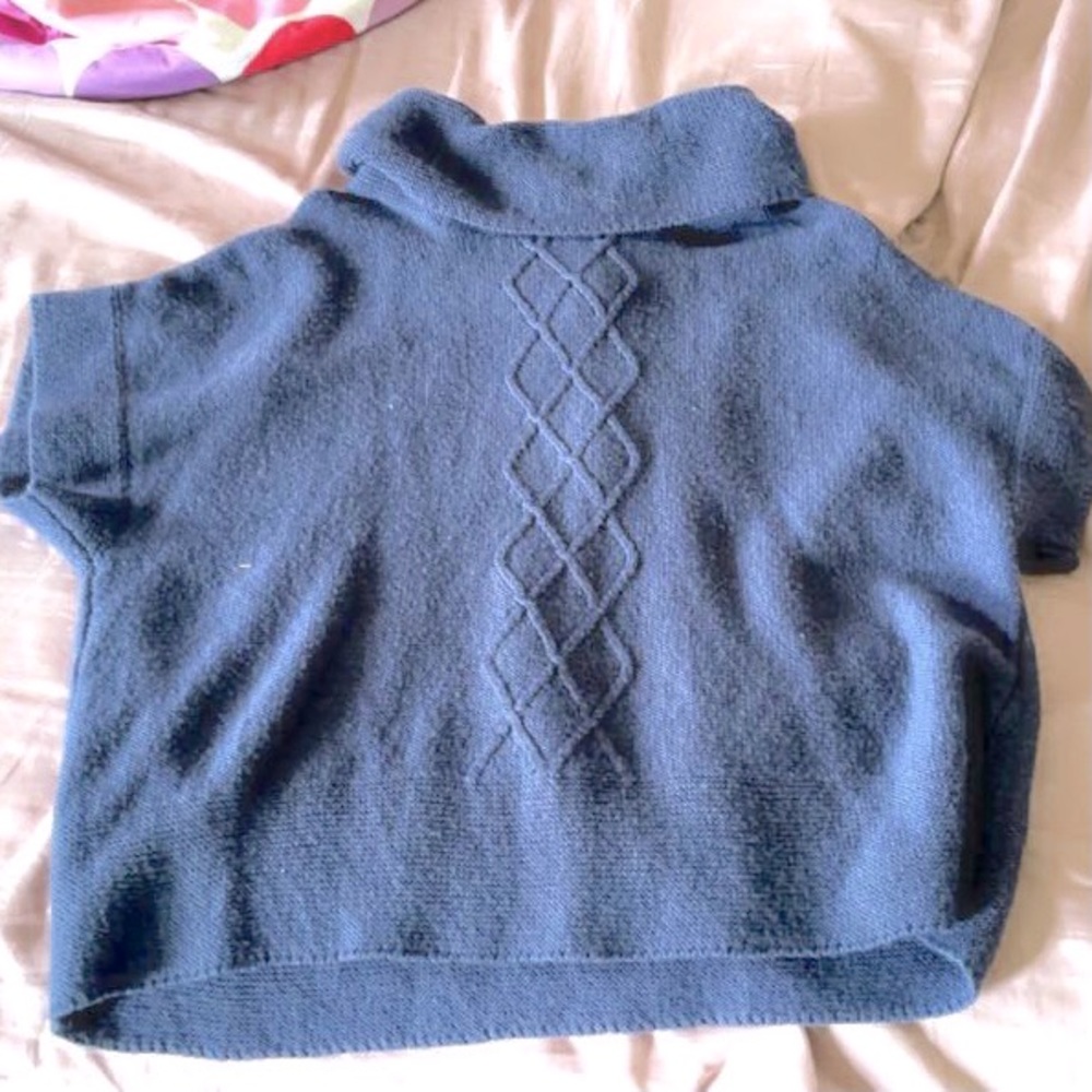 🎧 Blue Short-sleeved Sweater | SIZE: L